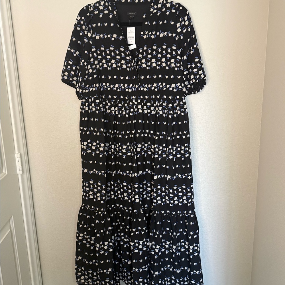 NWT Ann Taylor Navy Floral Chain Tiered Maxi Shirtdress Size Medium M 8 10 - Picture 4 of 9